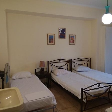 Athens House Hostel Exterior photo