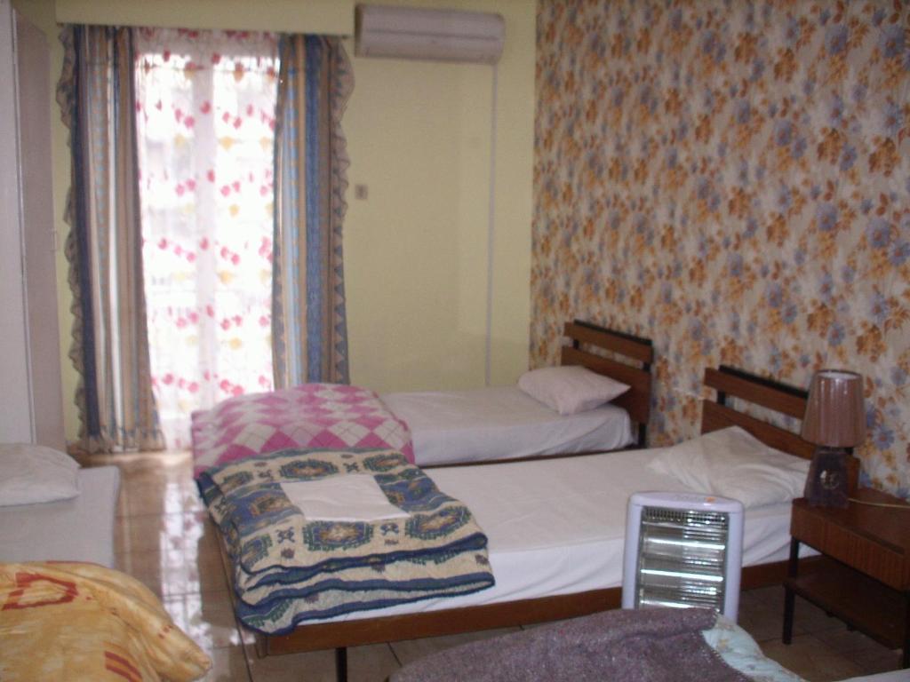Athens House Hostel Room photo