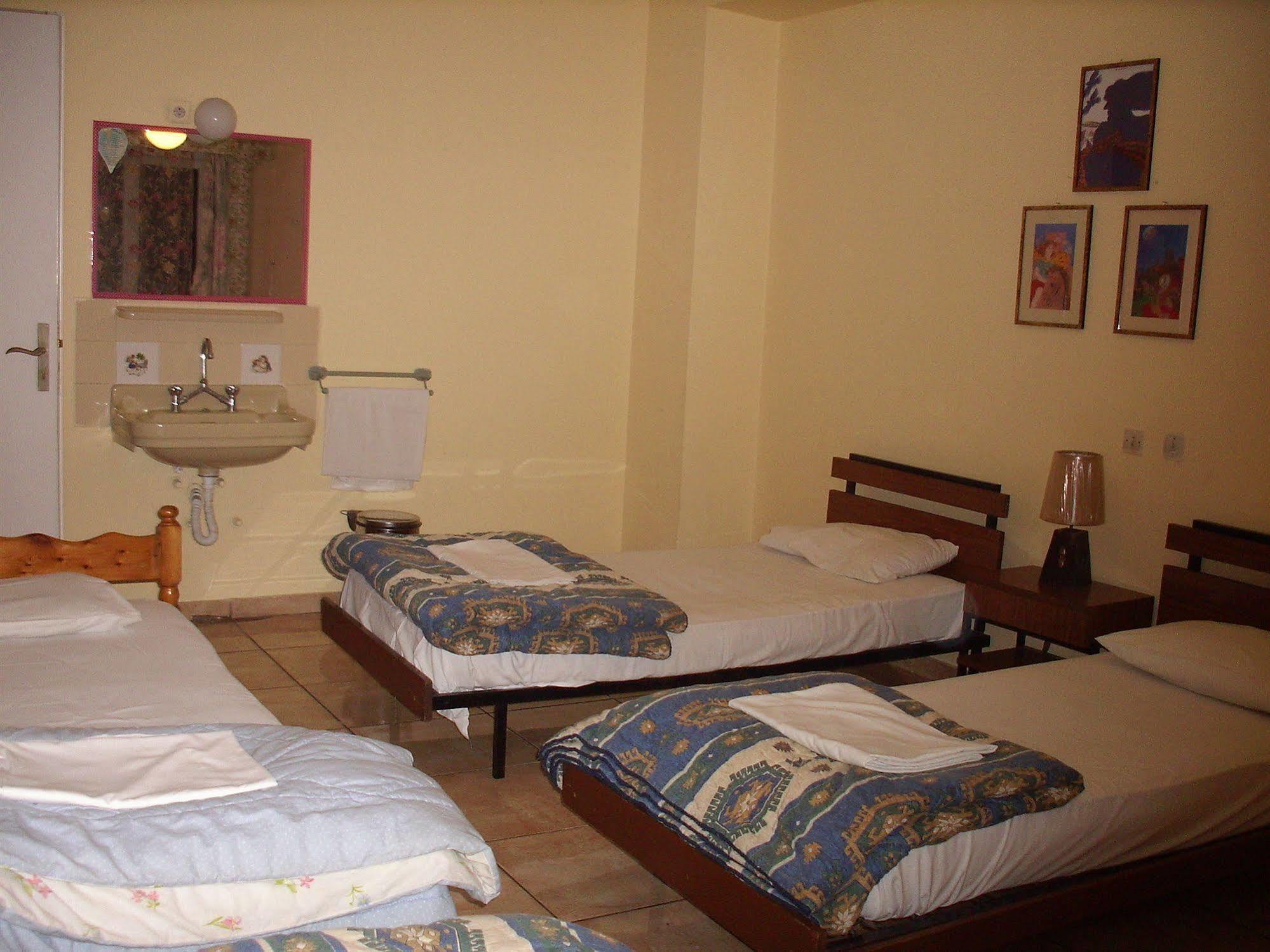 Athens House Hostel Exterior photo